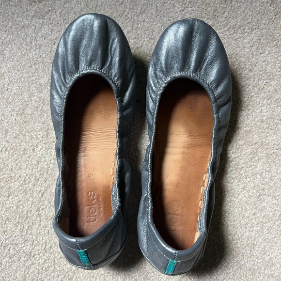 Tieks - Metallic Pewter Size 9 - Picture 1 of 3